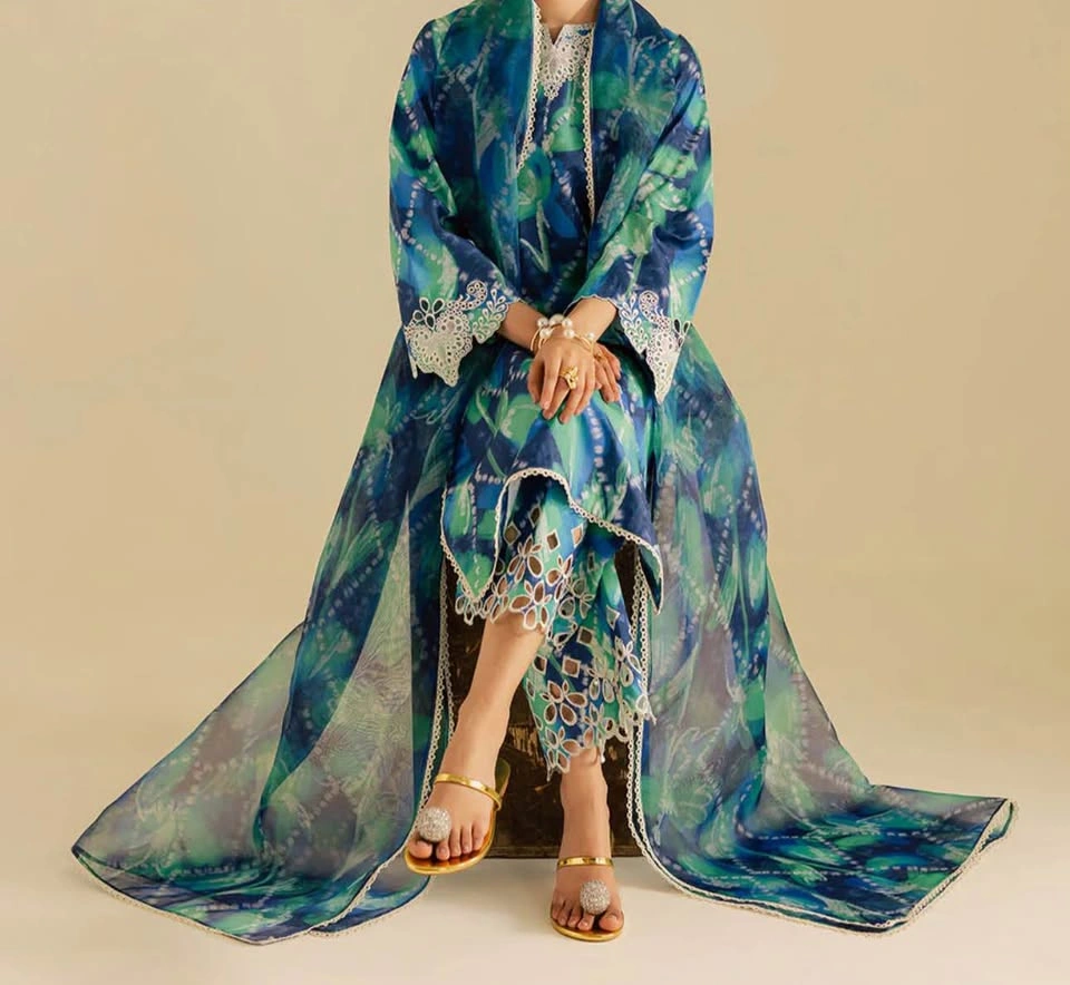 Summer Style 3 Piece Lawn Silk Suit Large and Medium - photo 2