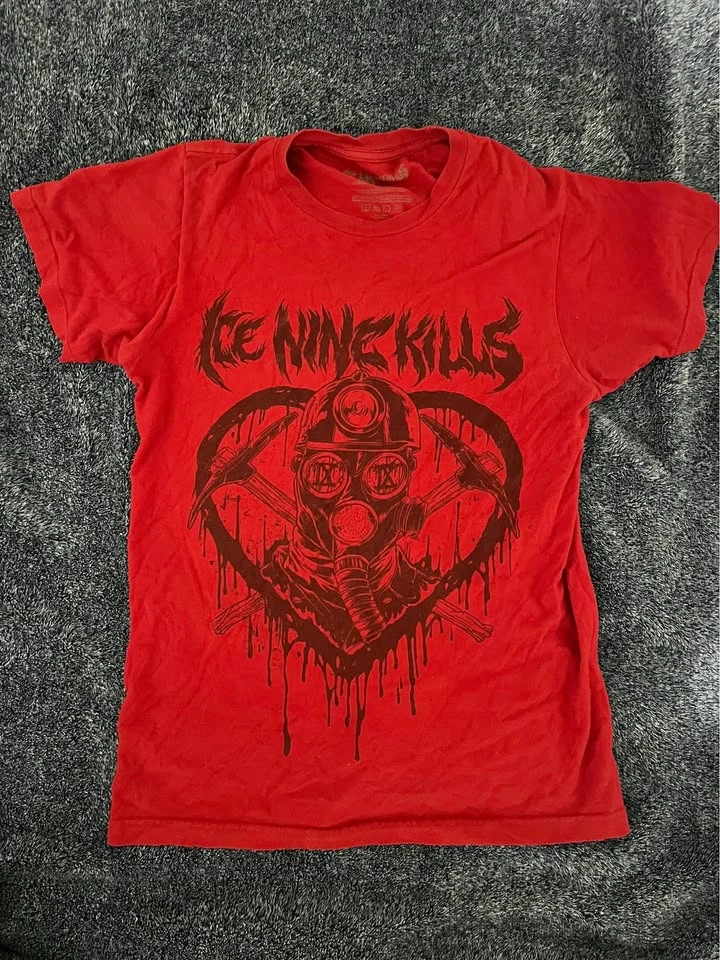 Ice Nine Kills Graphic Tee - Men’s Medium