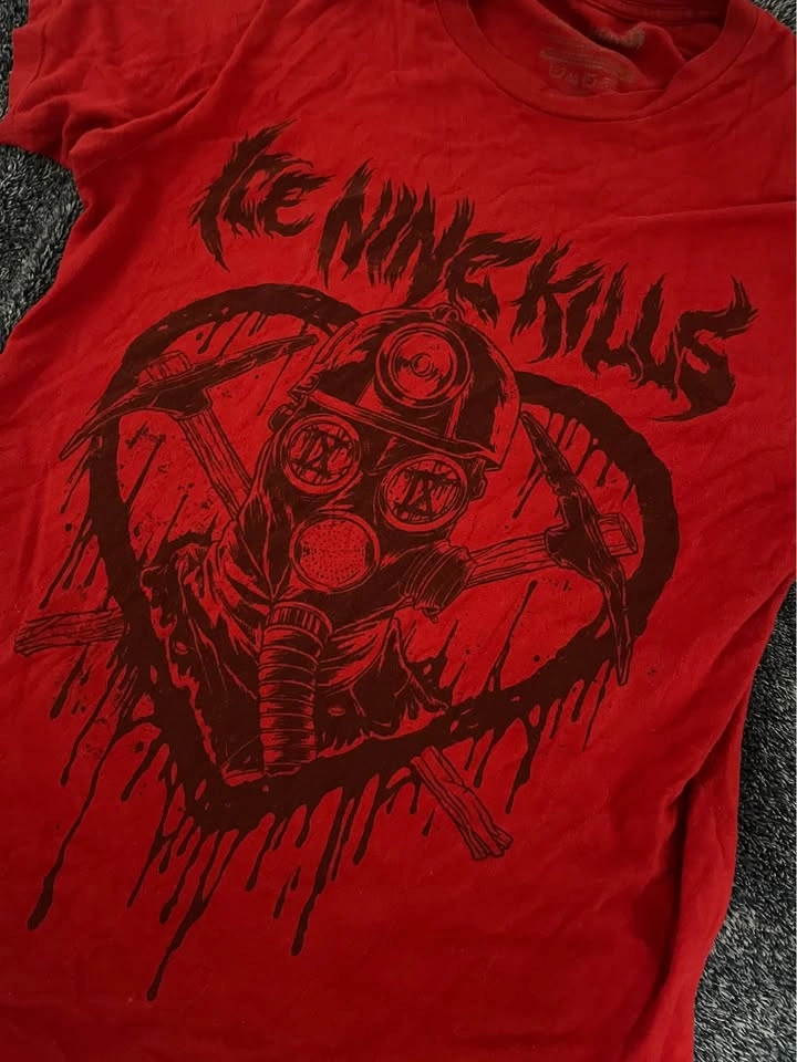 Ice Nine Kills Graphic Tee - Men’s Medium - photo 2