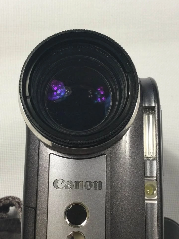 Canon Optura 600 Digital Camcorder. Not tested. No charger - photo 3