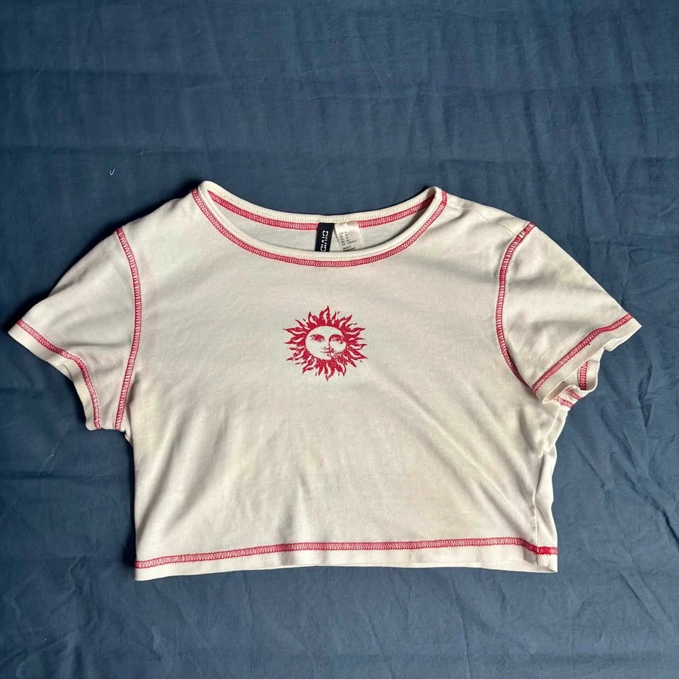 cropped tee