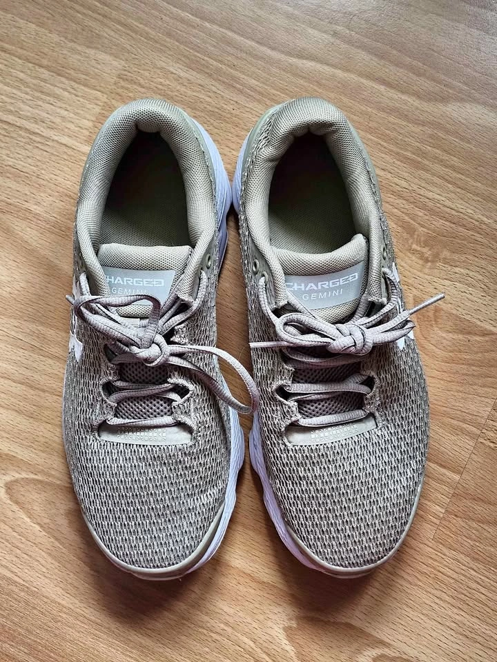 Women's Under Armour UA Charged Gemini 3026800 Sneakers