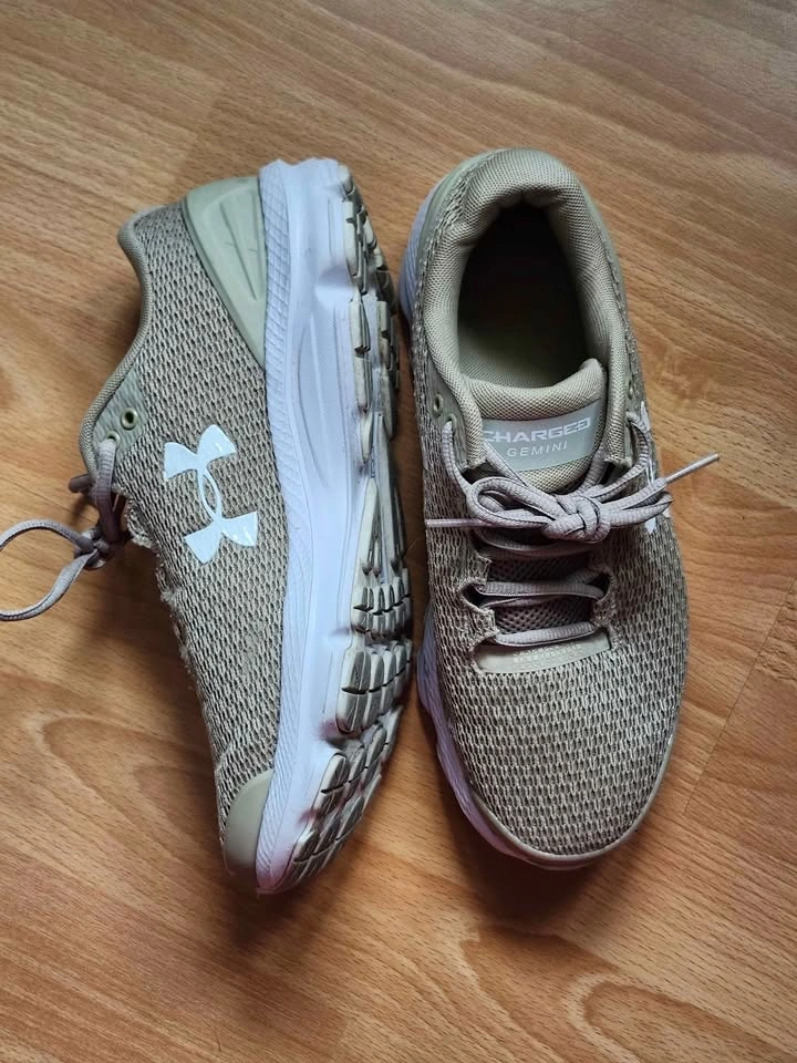 Women's Under Armour UA Charged Gemini 3026800 Sneakers - photo 2