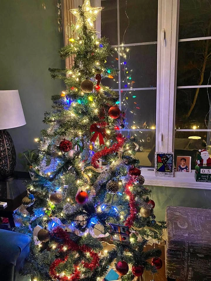 Christmas tree 6ft
