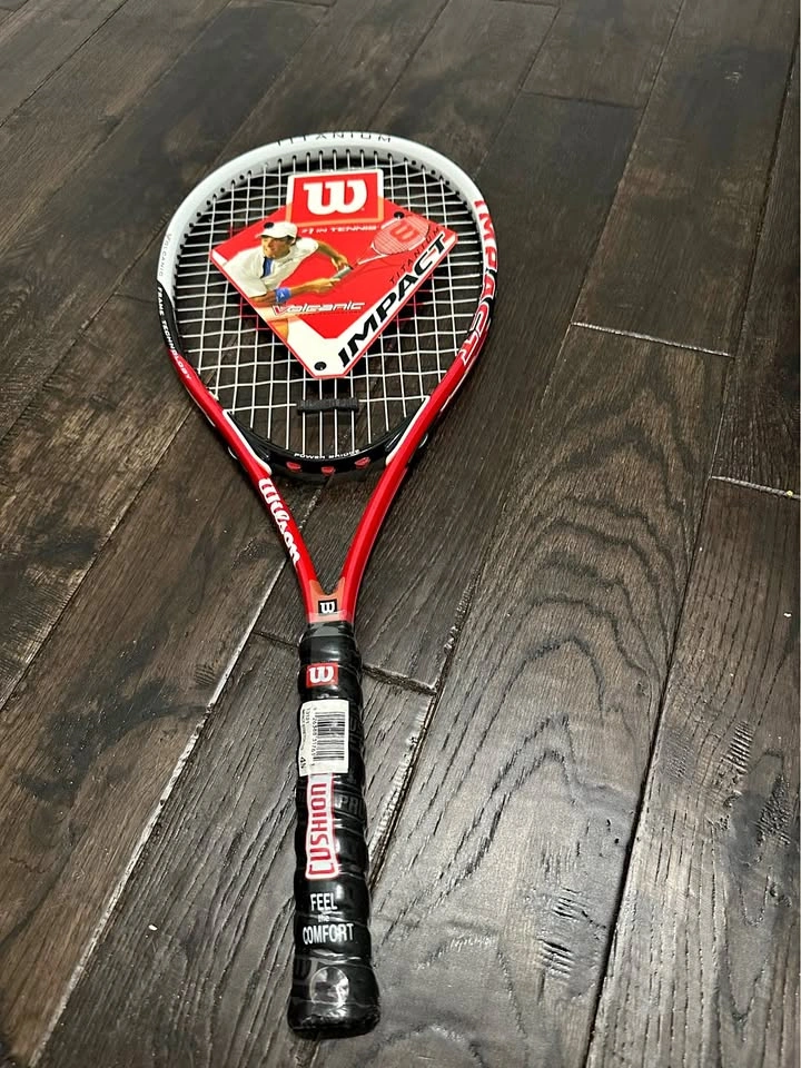 Wilson Impact Stretch 110 Tennis Racquet