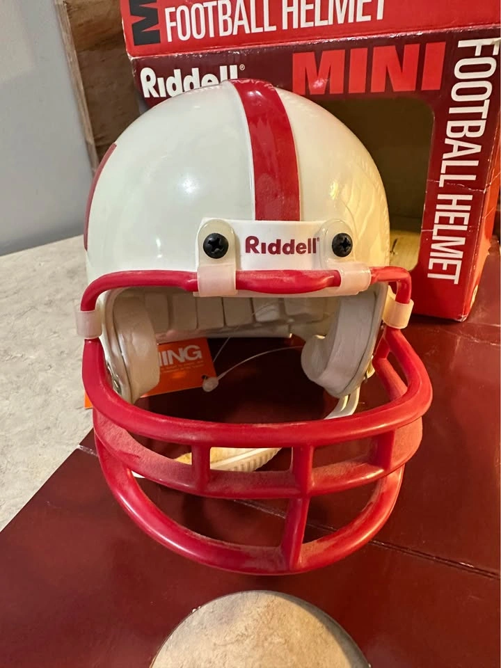 Riddell Nebraska Cornhuskers Mini Football Helmet - photo 4