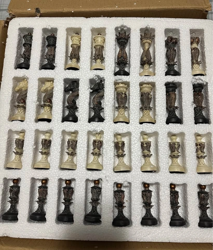 Decorative Resin Chess Set with Board - photo 5