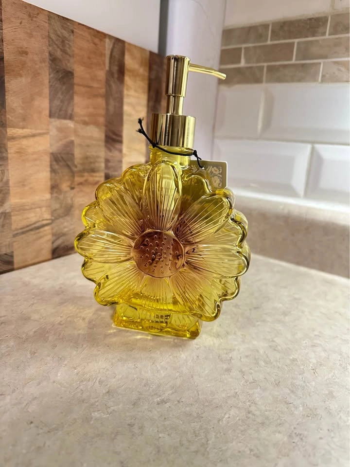 Aroma Aria Golden Daisy Hand Soap - photo 2