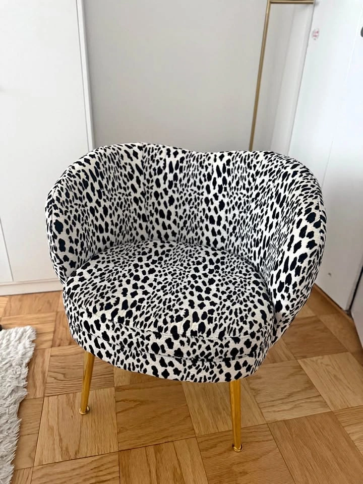 Justin Lounge Cowprint Accent Chair