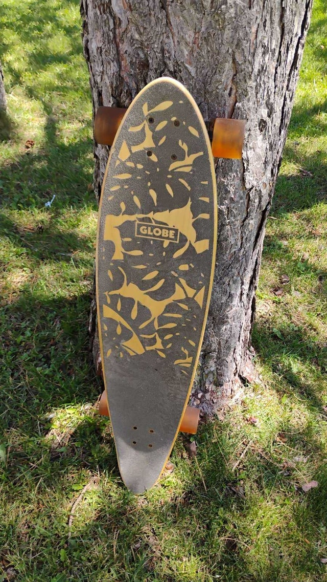 Globe Skateboard - photo 2