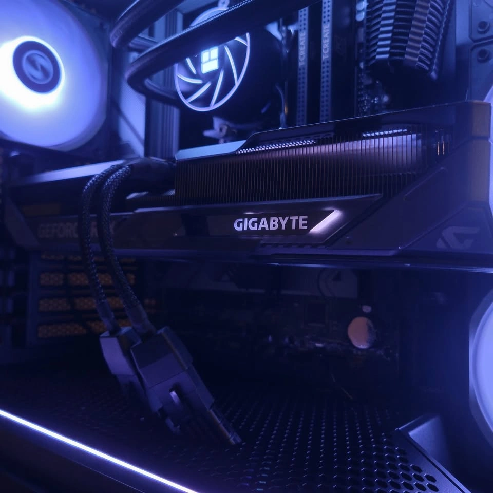 Gaming/Streaming PC Ryzen 9-7900X + Gigabyte RTX 5070 Gaming OC - photo 3