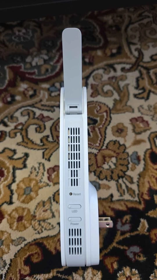 tp-link AC 1900 MU-MIMO wifi range extender (RE550) - photo 2