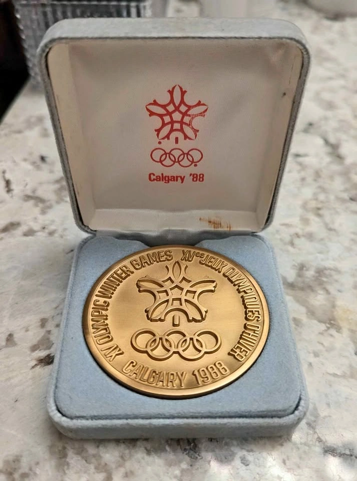 1988 Calgary Winter Olympics Team 88 Volunteer Medallion