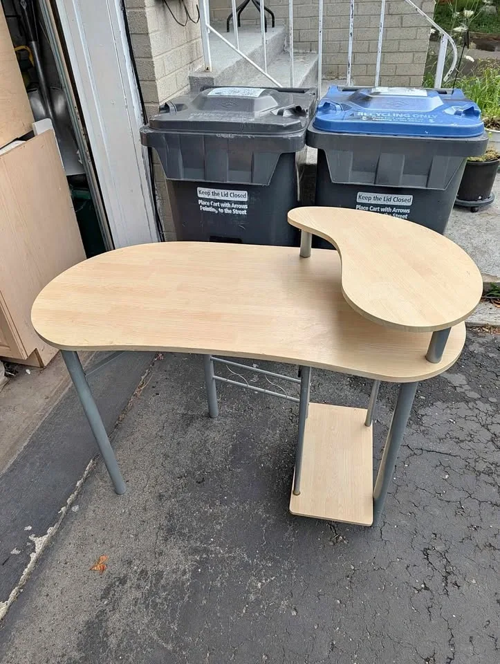 PC Student Desk | FOR SALE