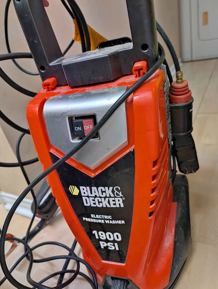 1900 PSI Pressure Washer | Black & Decker Washer