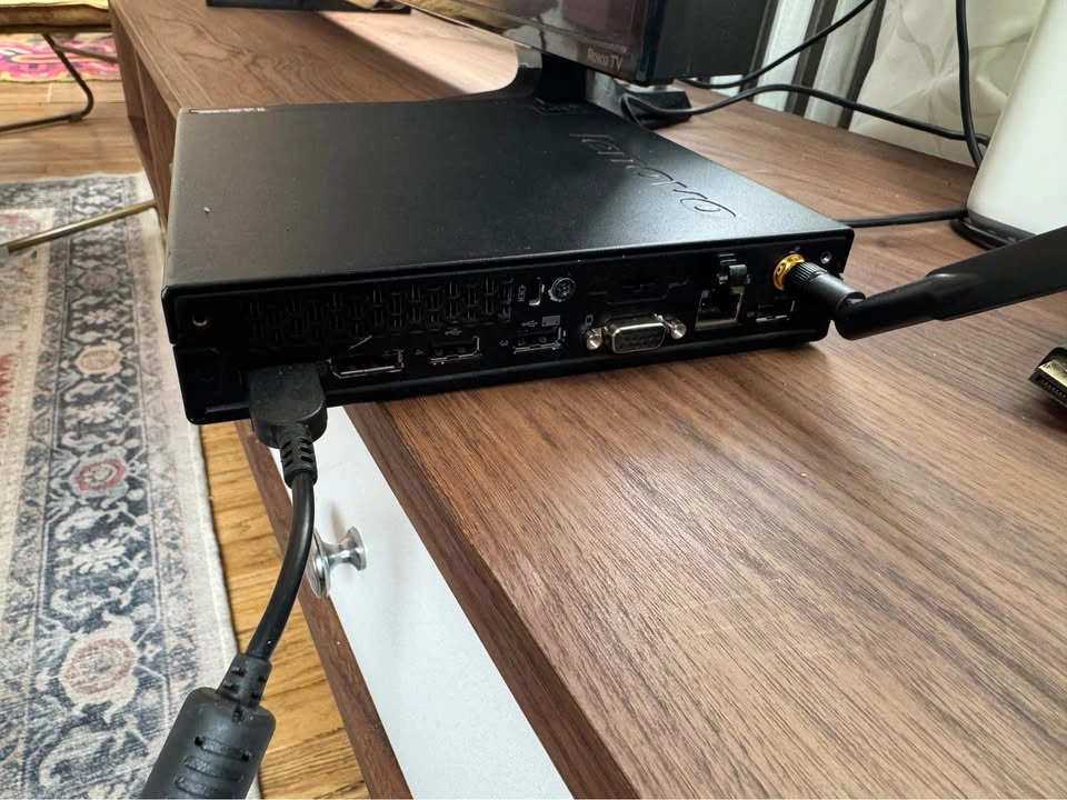 Thinkcentre M73 desktop - photo 3