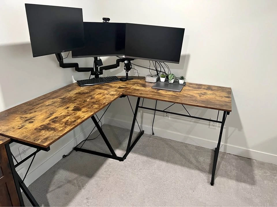 L-Shaped Computer Desk / Home Office Desk