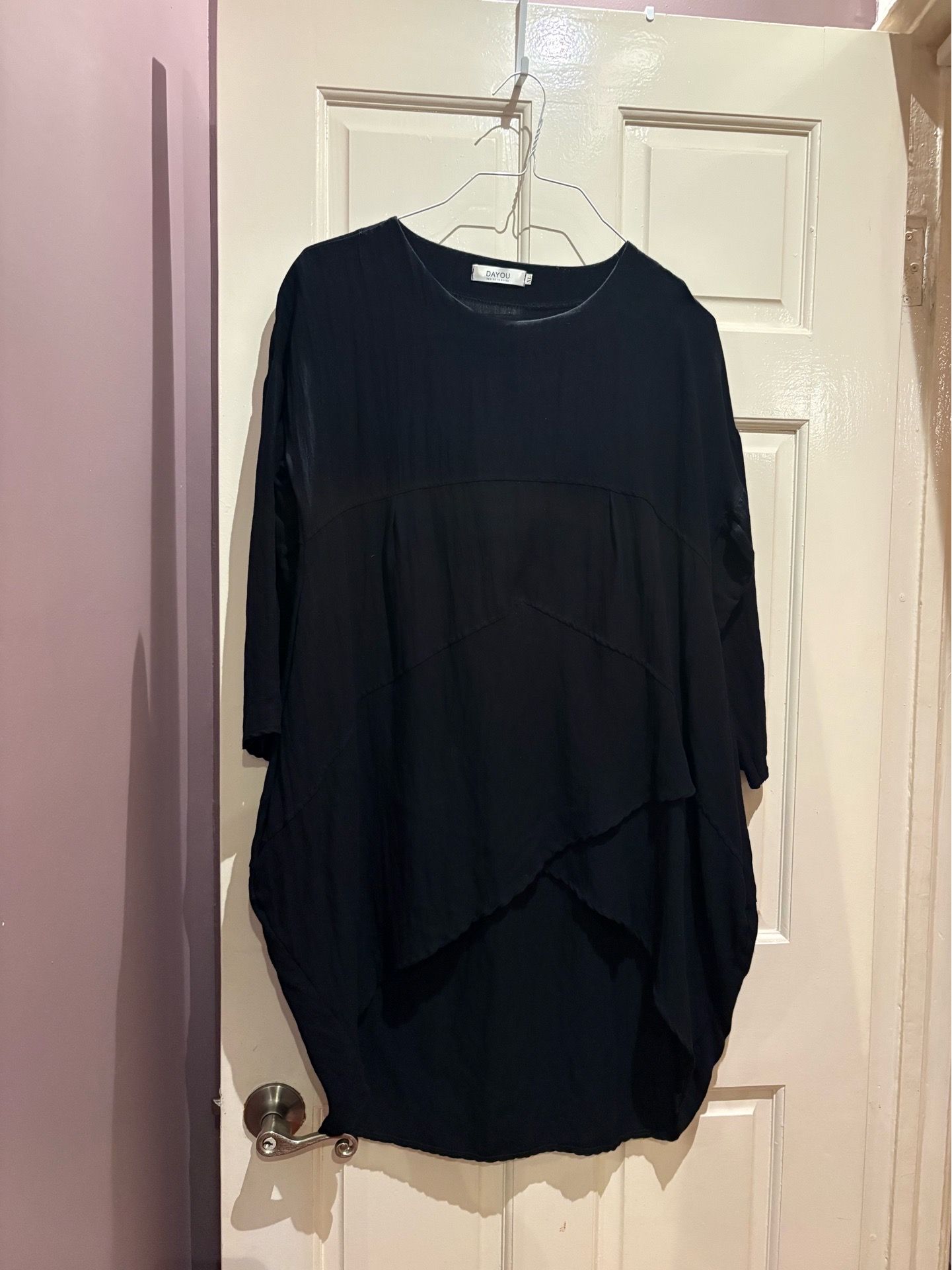 Dayou black dress with ruffle detail. Size: XL