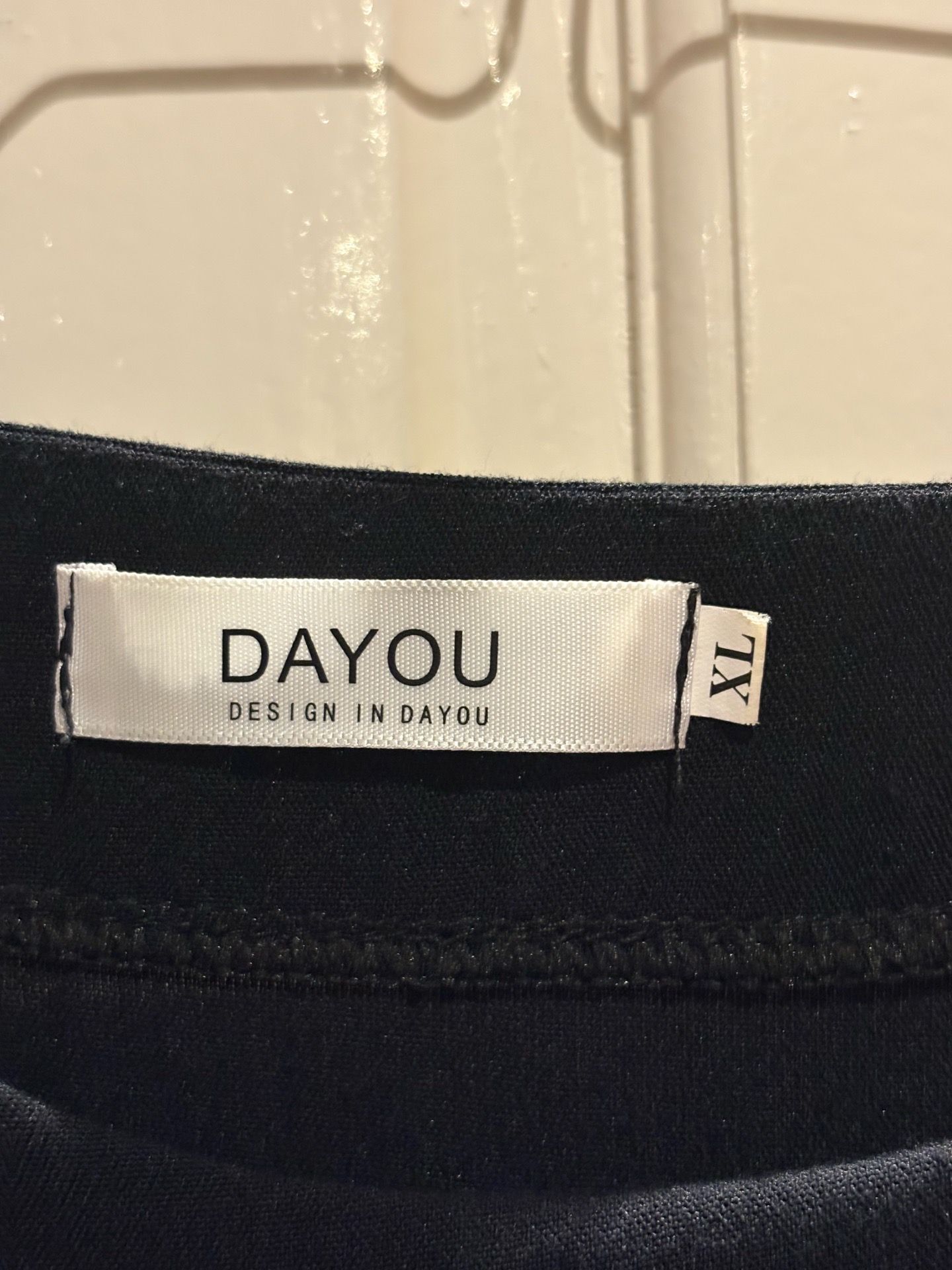 Dayou black dress with ruffle detail. Size: XL - photo 2