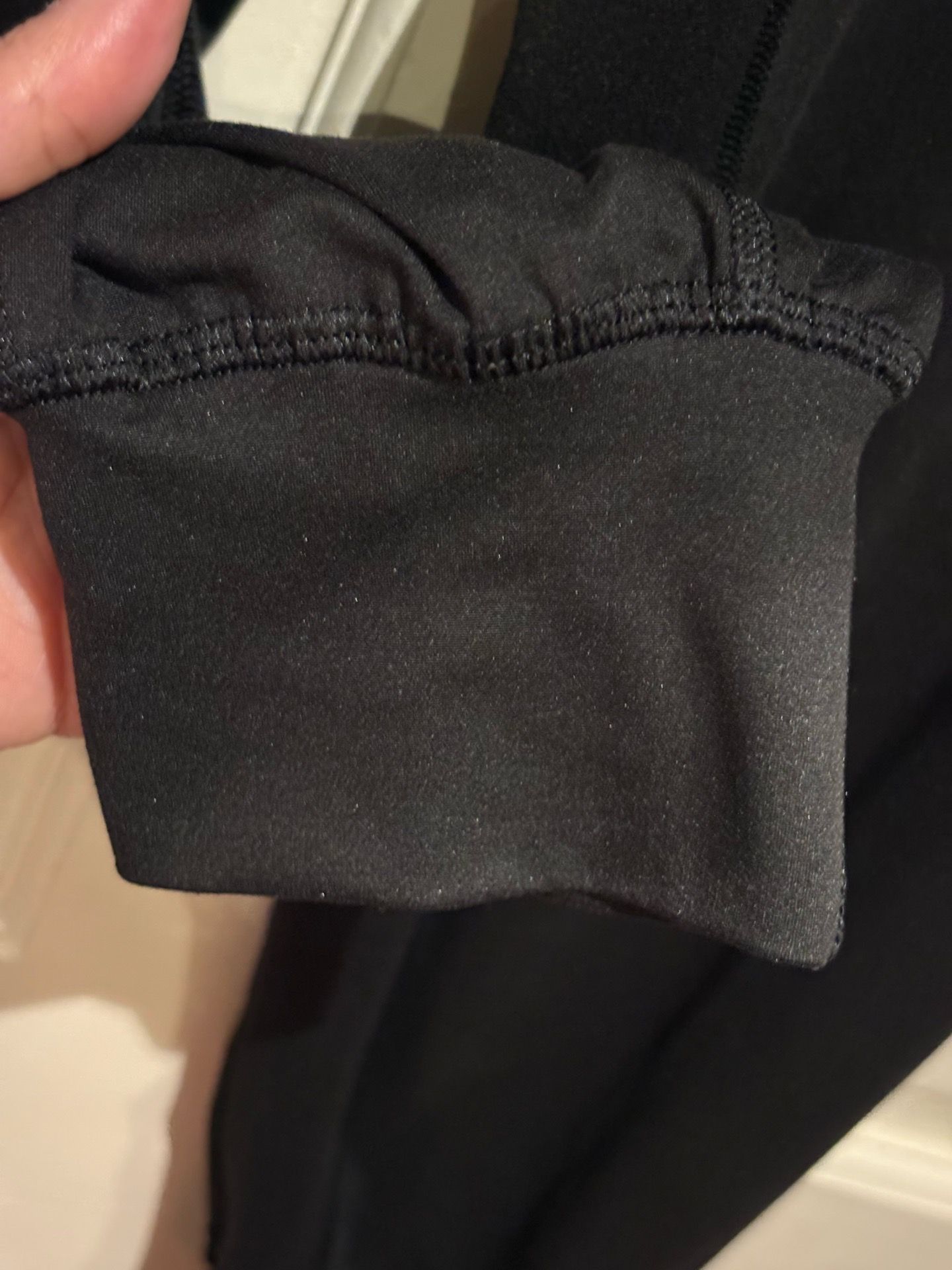 Lululemon black joggers with pockets Size M - photo 5