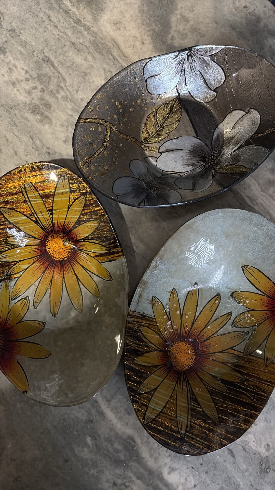 Floral Glass Oval Decorative Plates Set Multicolor Glossy Finish