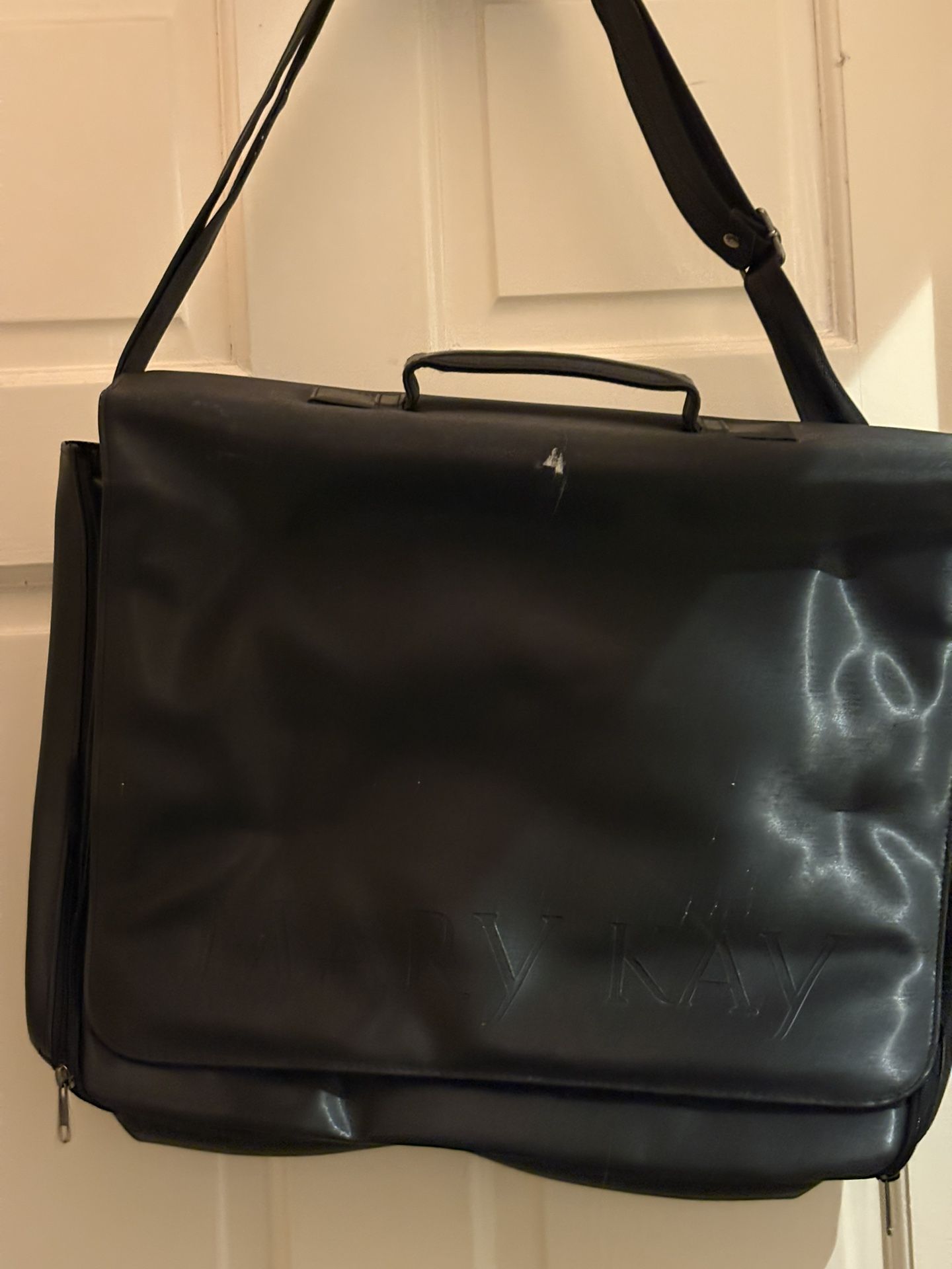 Mary Kay Black Makeup Case with Handle