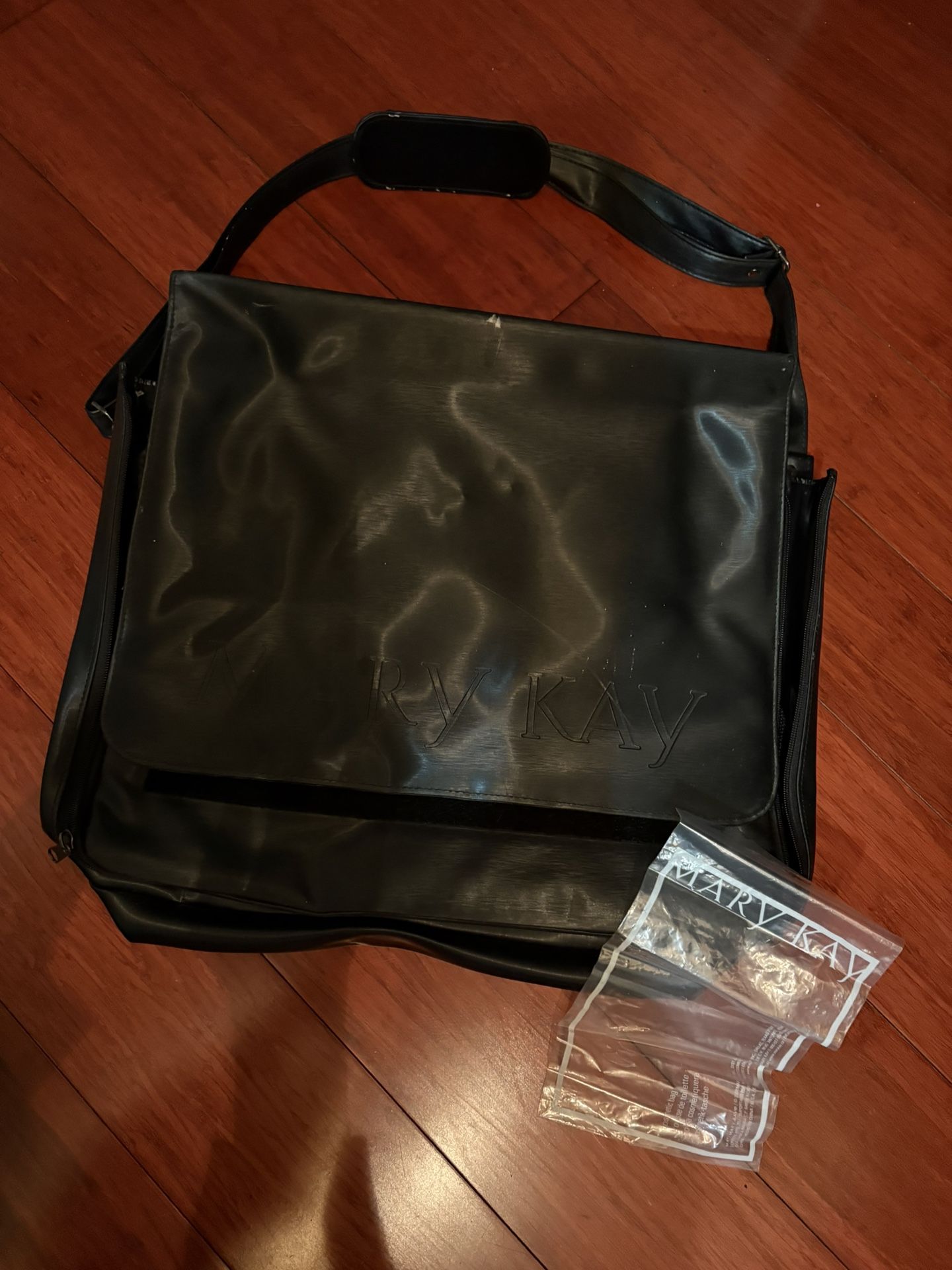 Mary Kay Black Makeup Case with Handle - photo 2