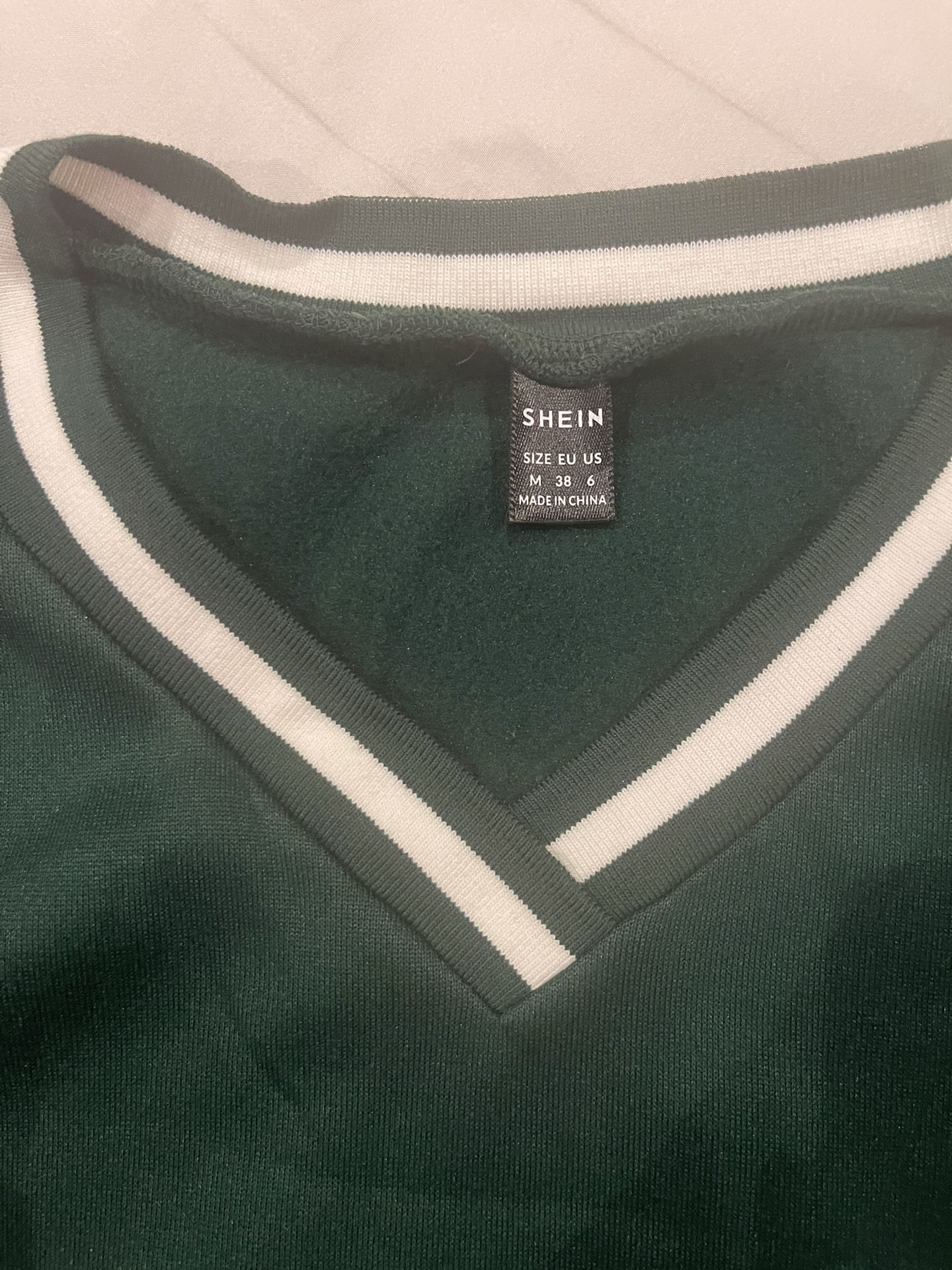 Green Sweater - photo 3
