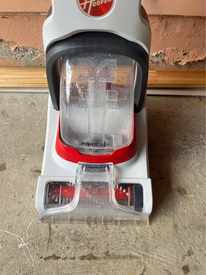 Hoover PowerDash Pet Upright Carpet Cleaner - photo 4