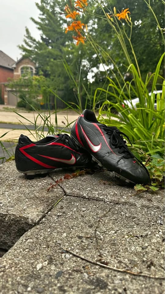 Nike Soccer/Football Cleats/Boots
