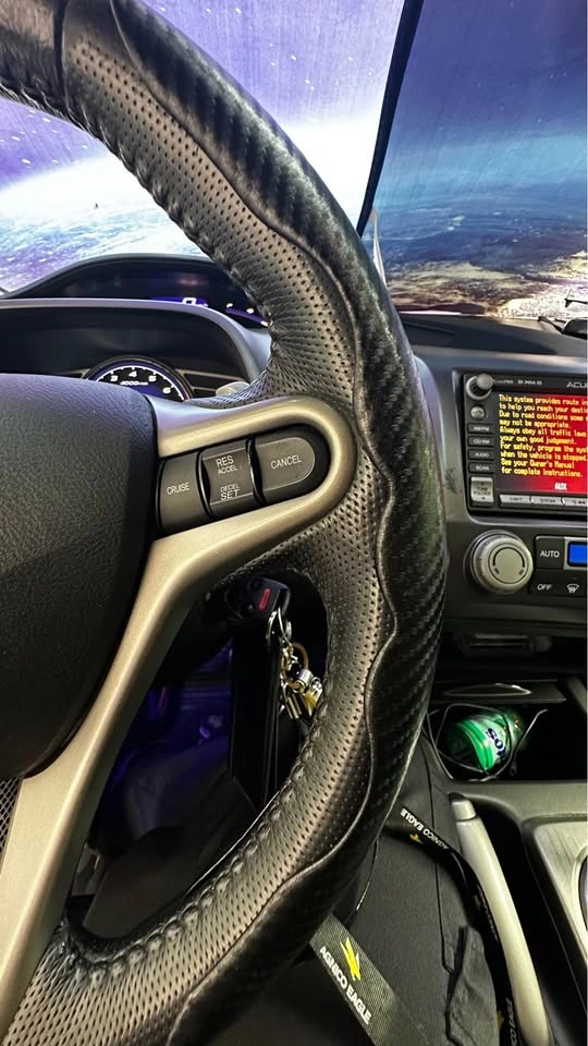 ABS Plastic Carbon Fiber Pattern Steering Wheel Cover Set - photo 4