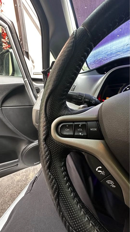ABS Plastic Carbon Fiber Pattern Steering Wheel Cover Set - photo 5