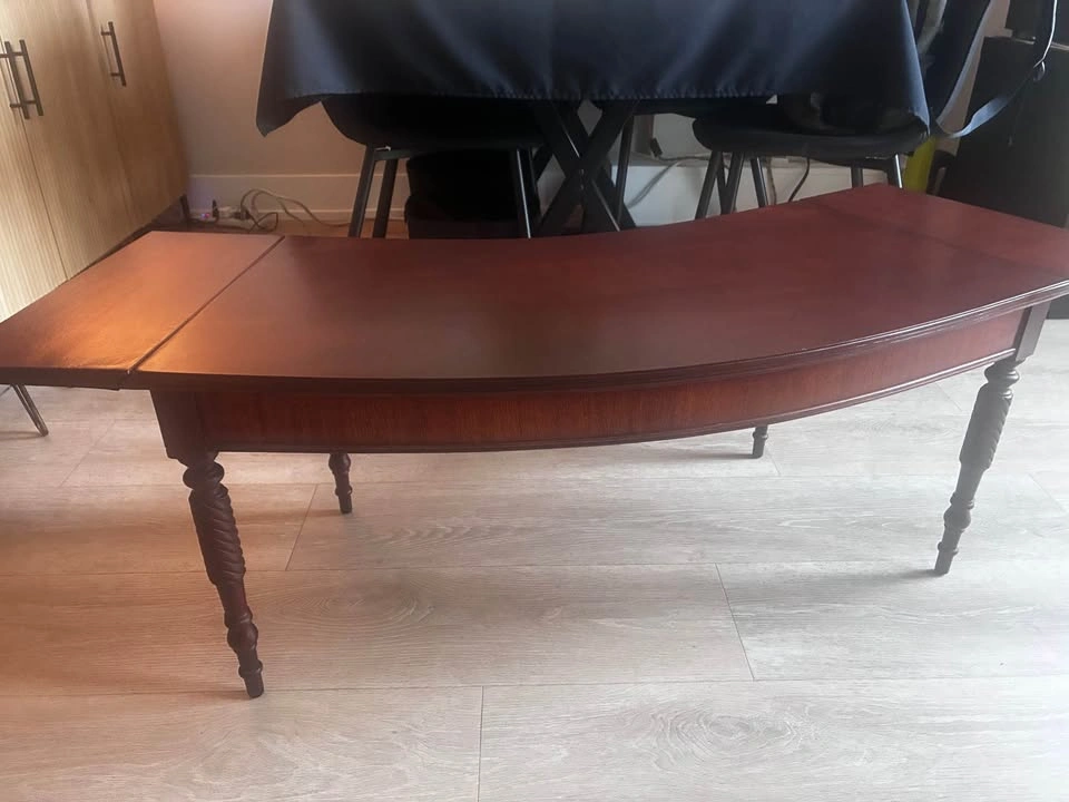 Vintage MCM John M. Smyth curved coffee table with drop leaves - photo 3