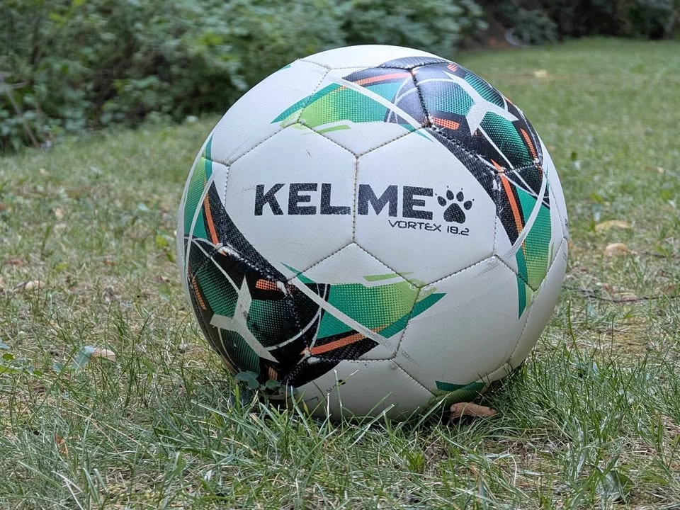 Kelme Vortex 18.2 size 4 soccer ball