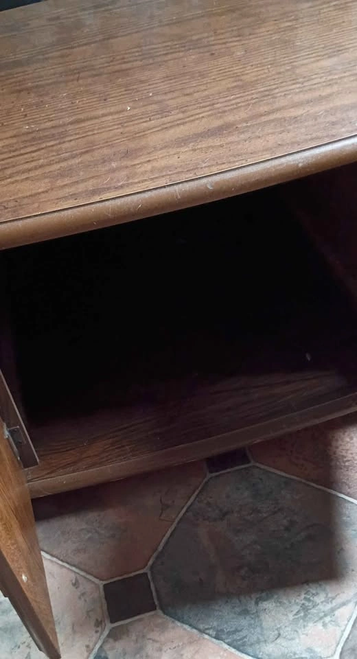 Vintage Oak Coffee Table Maple Leaf Design As Is 80s - photo 3