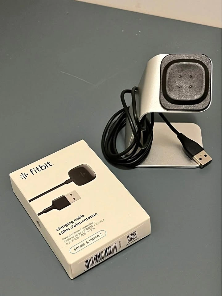 Fitbit Sense / Versa 3 Charging Dock + Genuine Fitbit Charger