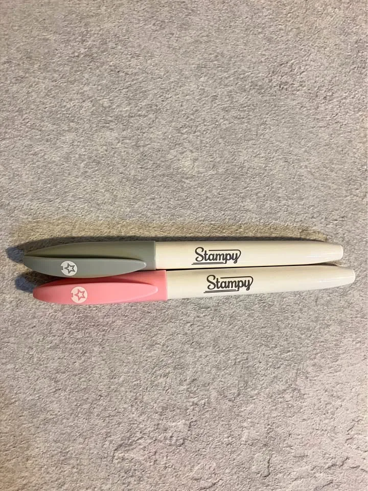 Pigma Micron Pen Tombow Calligraphy Pen Stampy highlighter image indicator(4)