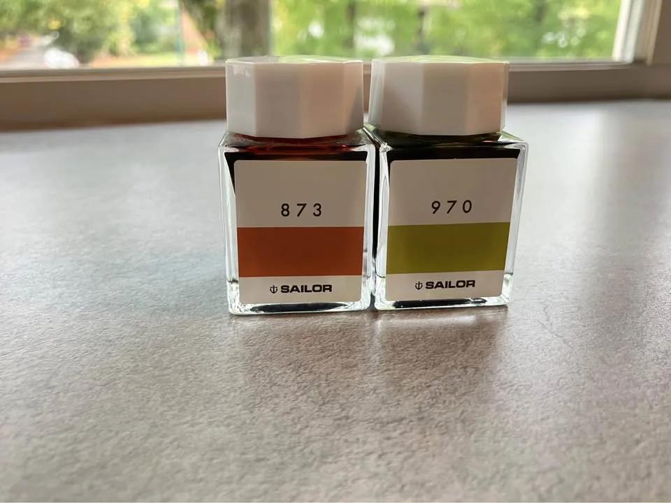 Sailor Ink Studio 873 and 970 image indicator(2)