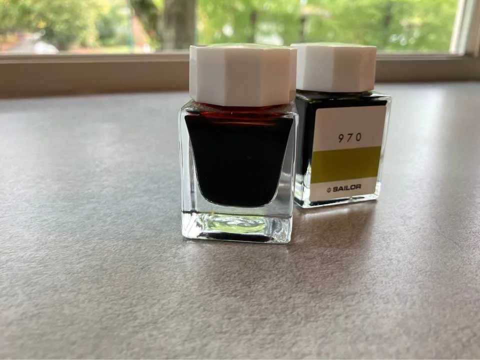 Sailor Ink Studio 873 and 970 image indicator(3)