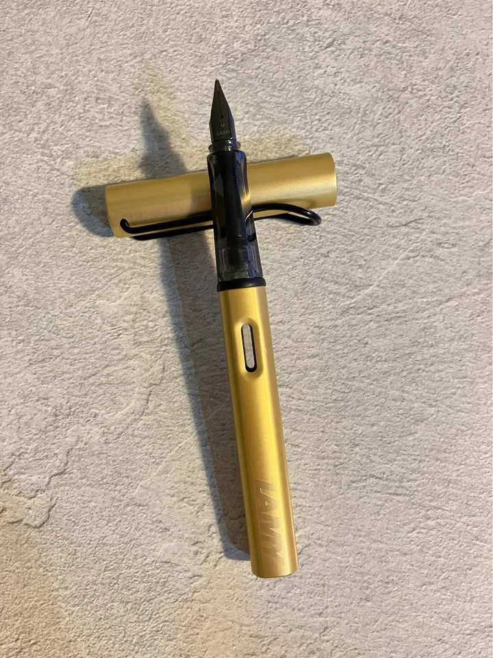 LAMY AL STAR limited edition Au Black fountain pen medium image indicator(2)