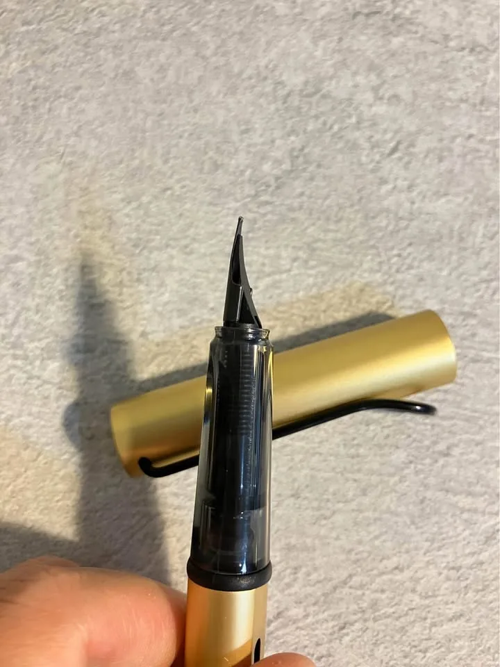 LAMY AL STAR limited edition Au Black fountain pen medium image indicator(4)