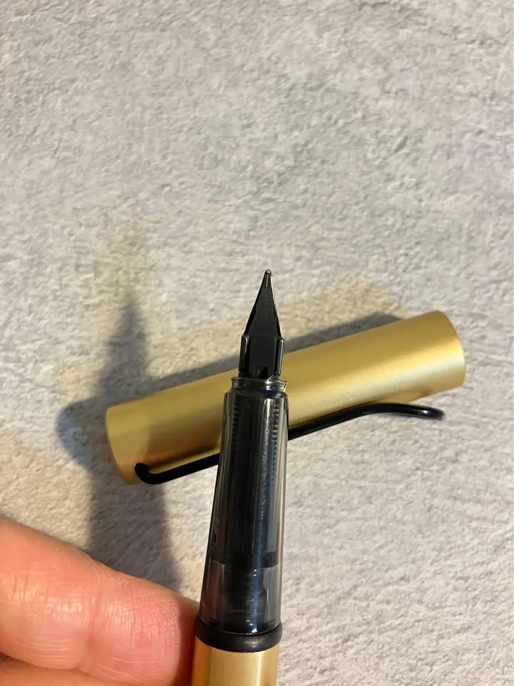 LAMY AL STAR limited edition Au Black fountain pen medium image indicator(5)