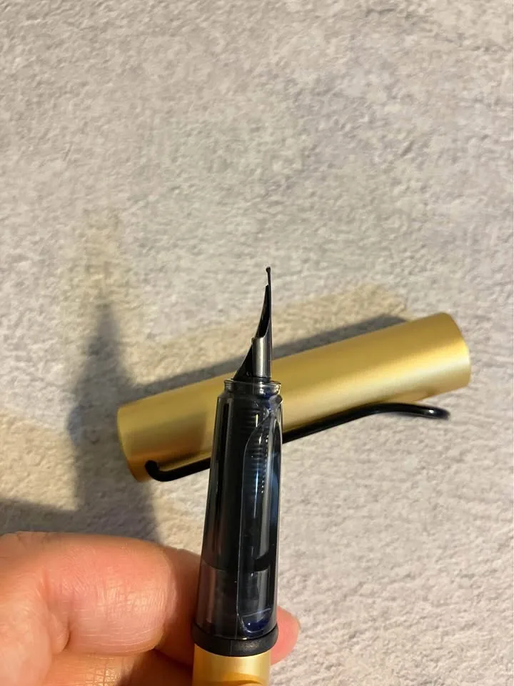 LAMY AL STAR limited edition Au Black fountain pen medium image indicator(6)