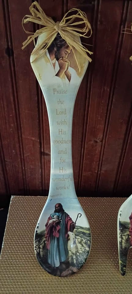 Jesus Wall Spoon and Fork Plaques Rare 70s Quote Pair Ceramic - photo 3