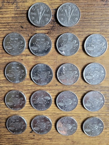 Lot Of 2017 Canadian Commemorative Nickels - photo 2