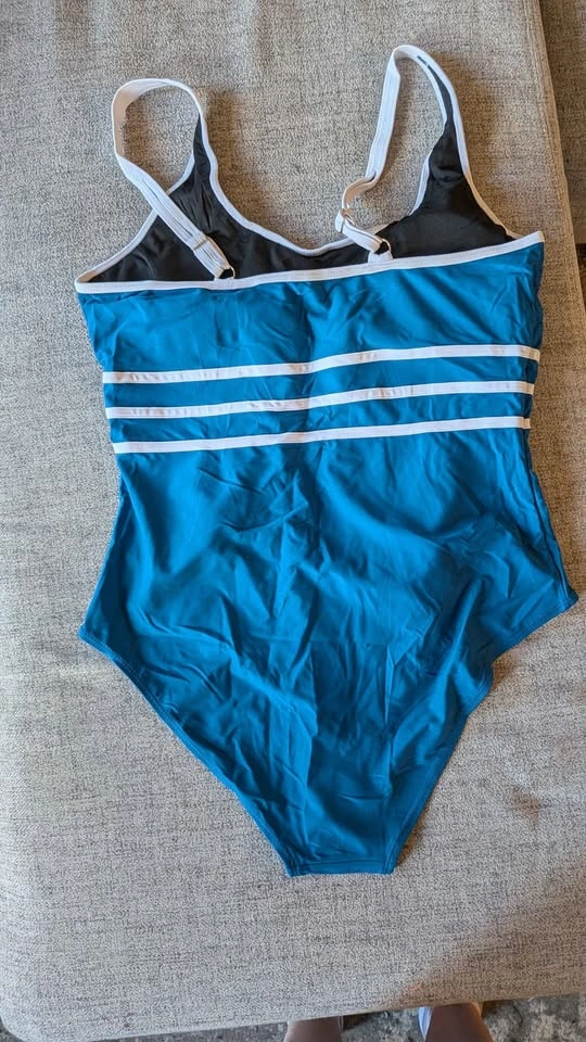 New Ladies Swimwear - photo 2