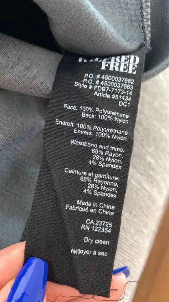 Aritzia Wilfred Free - vegan leather skirt (size 4) - photo 4