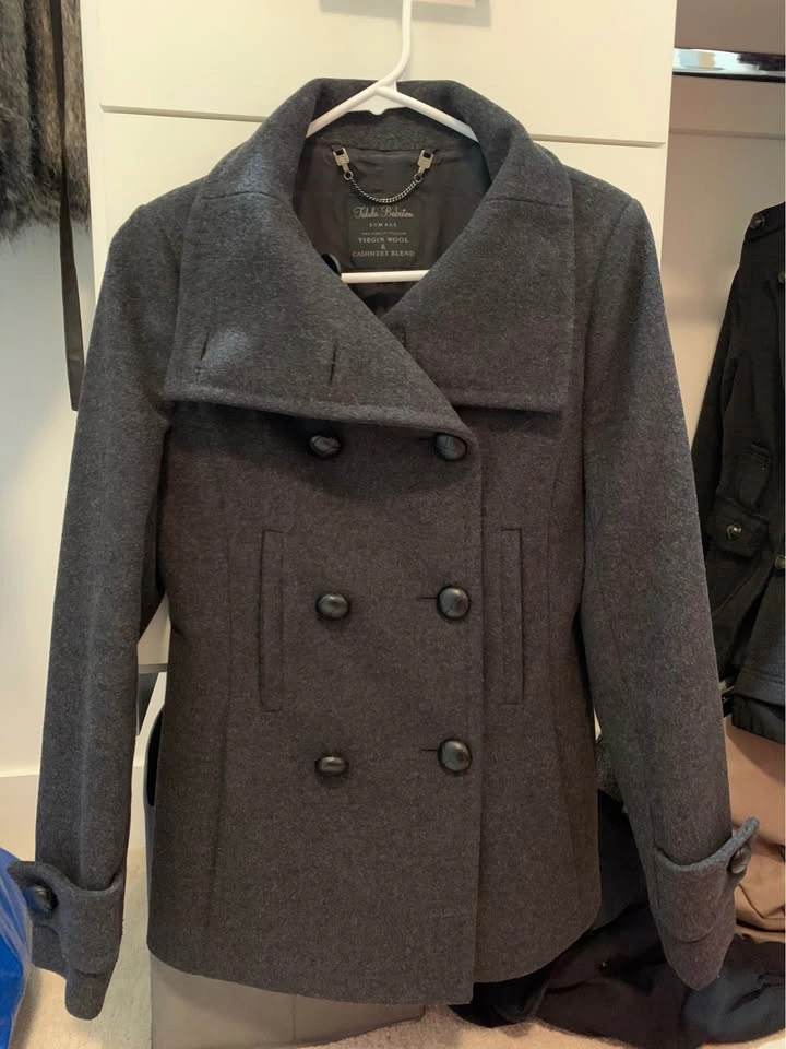 Aritzia Talula Babaton - Winter Peacoat (size XS)