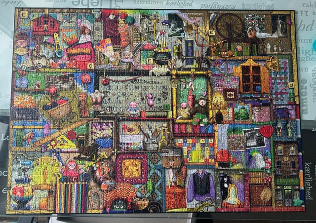 Ravensburger The Craft Cupboard Puzzle - photo 2