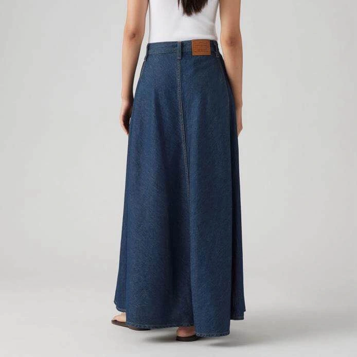 NWT Levi’s XL Denim Skirt in Dark Blue Wash - W26 - photo 2